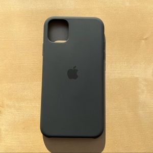 Apple Silicone Case for iPhone 11 Pro -5.8“ Black